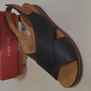 Cobb Hill Sandals- Black - size 12W